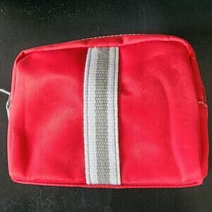 Matrix SoColor Small Zip Closure Make-Up Bag in Red measures 6x 6x 1.5